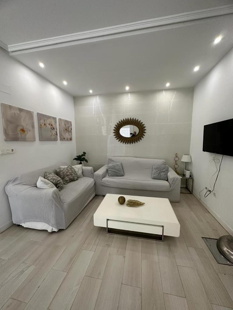 Las Casitas De La Playa Leilighet Valencia Eksteriør bilde